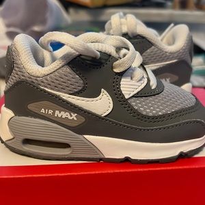 Baby nike sneakers white with grey size 5 like new